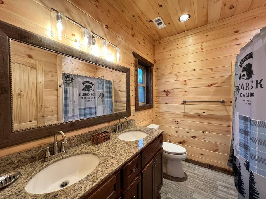 * * 4 Master Bedrooms, Views, Theater, Arcade, Evc Гатлинбург Экстерьер фото