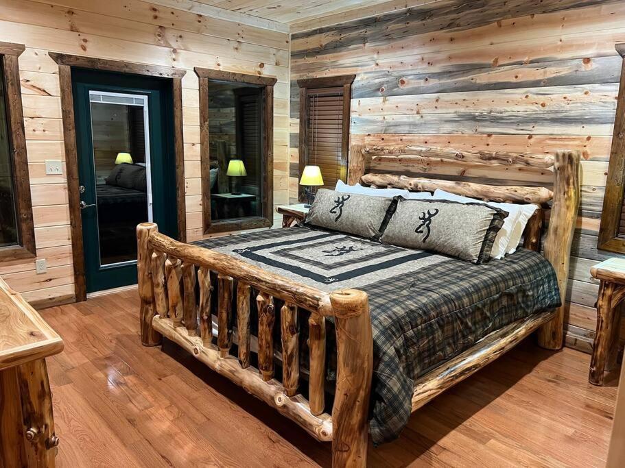* * 4 Master Bedrooms, Views, Theater, Arcade, Evc Гатлинбург Экстерьер фото